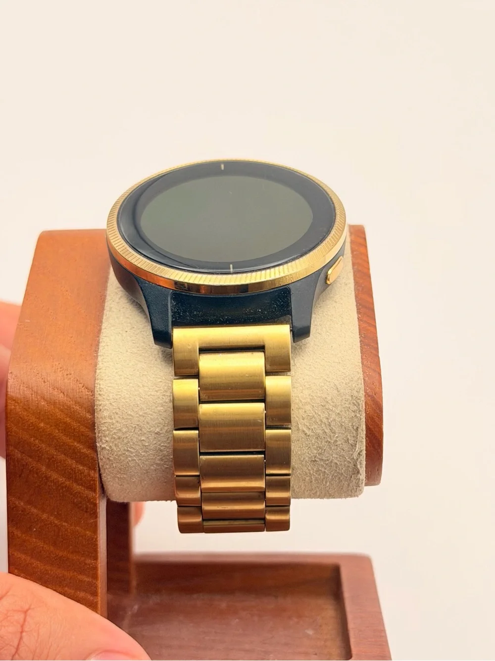 Garmin Venu, Tested, Gold/Black, Charger Included, Stainless Steel Band
